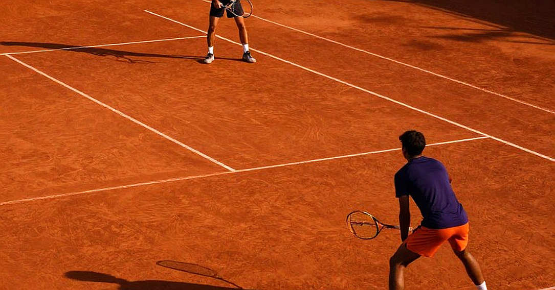 Khachanov lần thứ ba vào bán kết Grand Slam sau khi Blockx bỏ cuộc vì chấn thương