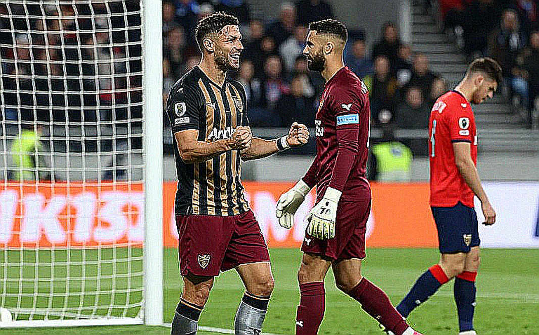 Hiệp một 0-0 ở Incheon và bài toán nghiêng về phía Thái Lan