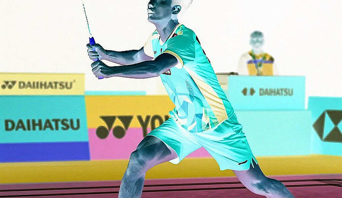 Alwi Farhan tập cùng Kento Momota trước Asian Games 2026: bài học Tokyo và khoảng trống dữ liệu