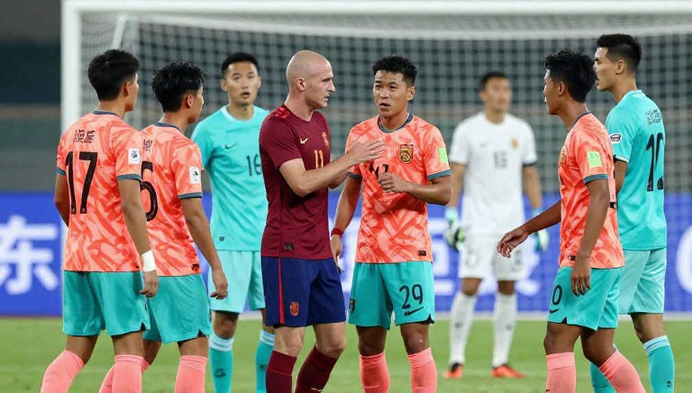 Không giới hạn cầu thủ nhập tịch: VFF mở cửa, Kim Sang Sik giữ chìa khóa